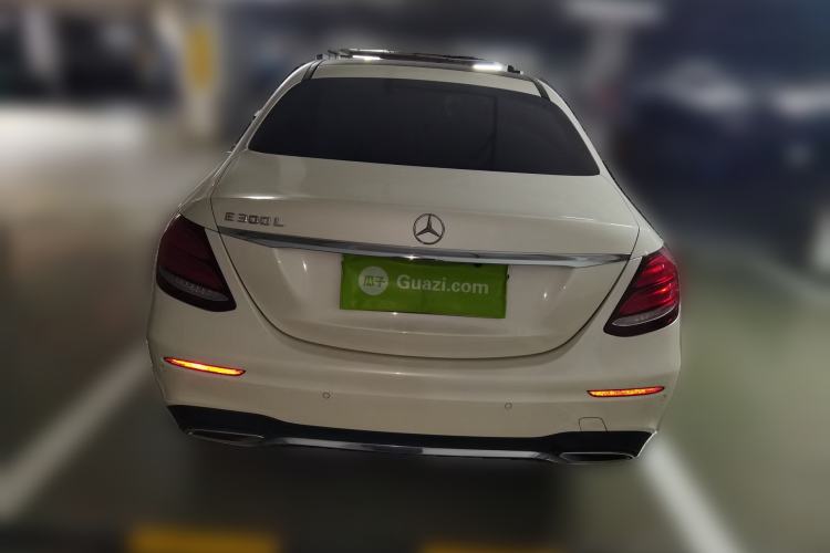 Used Mercedes-Benz E-Class 2016 E 300 L Sporty and Stylish Model
