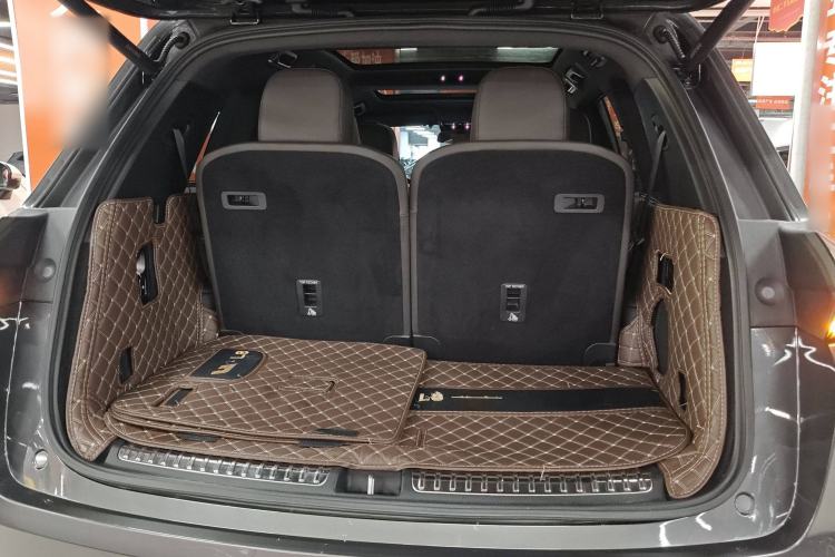 Used Li Auto L8 2023 Pro Model