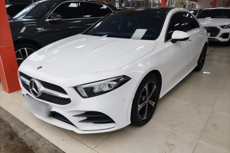 Used Mercedes-Benz A-Class 2022 Revised Version A 200 L Sport Sedan Fashionable Style
