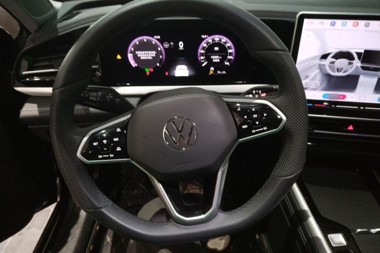 Used Volkswagen Passat 2025 Pro 380TSI Starry Dragon Edition