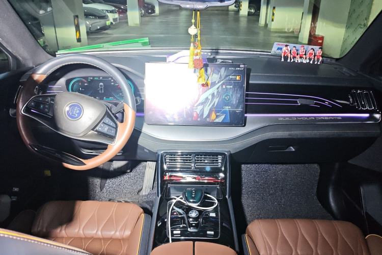 Used BYD Tang New Energy 2021 DM 2.0T Four-Wheel Drive High-Performance Flagship Model
