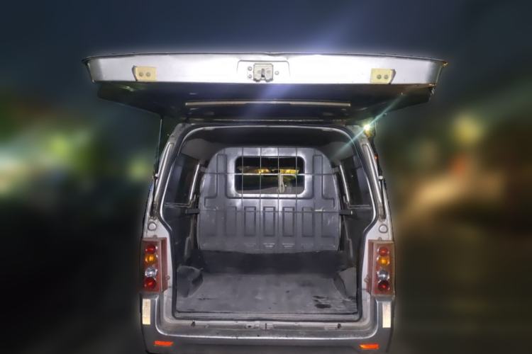 Used CHANGAN KUAYUE V3 2016 1.2L Box-Type Truck DK12-10 Trunk