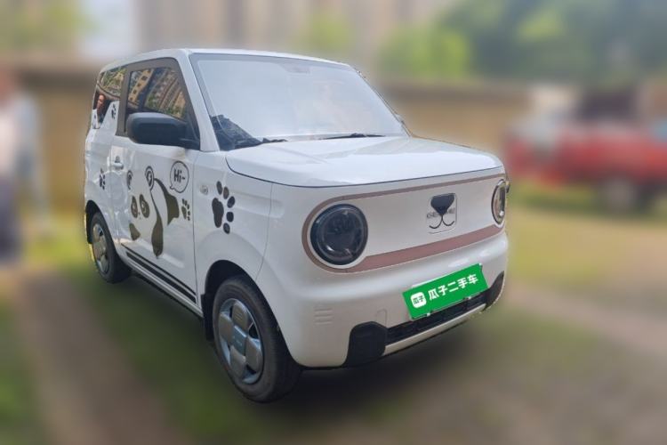 Used Geely Galaxy Panda 2023 Panda Mini 120km Cute Bear
