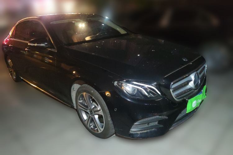 Used Mercedes-Benz E-Class 2019 E 260 L Sport Edition Front Right 45 Deg
