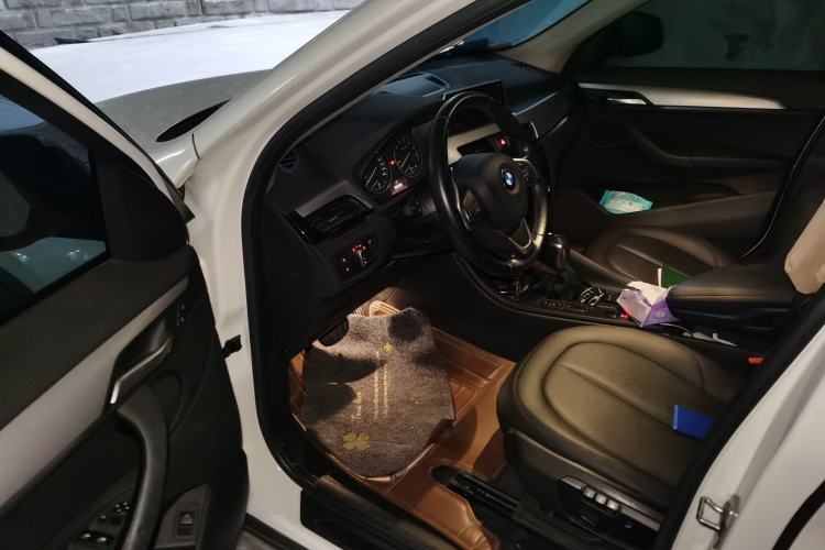 Used BMW X1 2016 sDrive18Li Premium Edition
