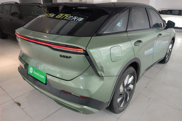 Used Venucia V DD-i 2023 110 km iE Version Rear Right 45 Deg