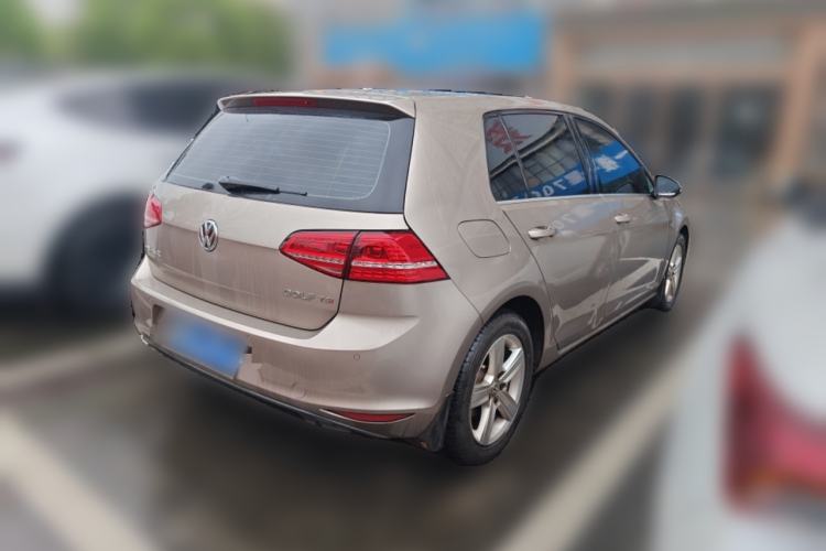 Used Volkswagen Golf 2014 1.4TSI Automatic Luxury Model Rear Right 45 Deg