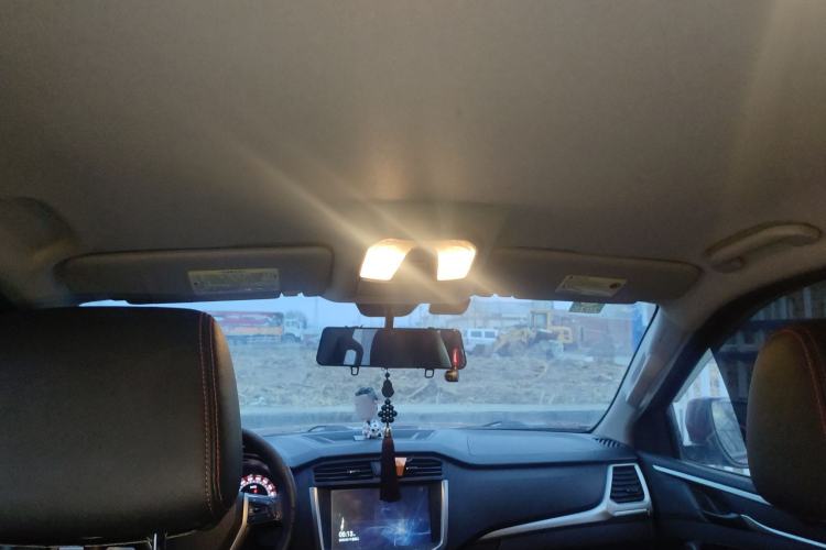 Used SAIC MAXUS T60 2017 2.0T Gasoline Automatic 4x4 High-Ride Elite Standard Cabin