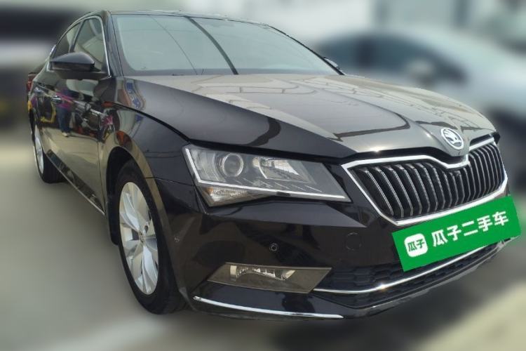 Used Skoda Superb 2018 TSI330 DSG Comfort Edition China V Standard Front Right 45 Deg