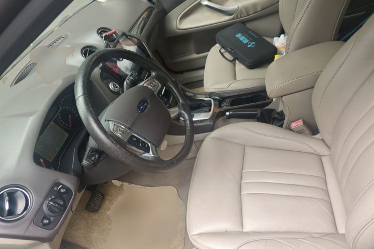 Used Ford Mondeo 2011 2.0L GTDi 200 Luxury Edition Left Front Seat