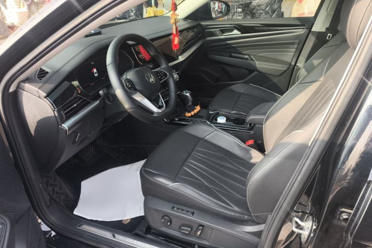 Used Volkswagen Passat 2023 Restyled 330TSI Starry Luxury Edition