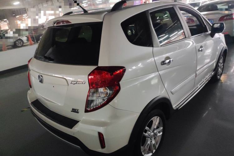 Used Changan CX20 2014 1.4L IMT Sunroof Navigation Version China IV Standard
