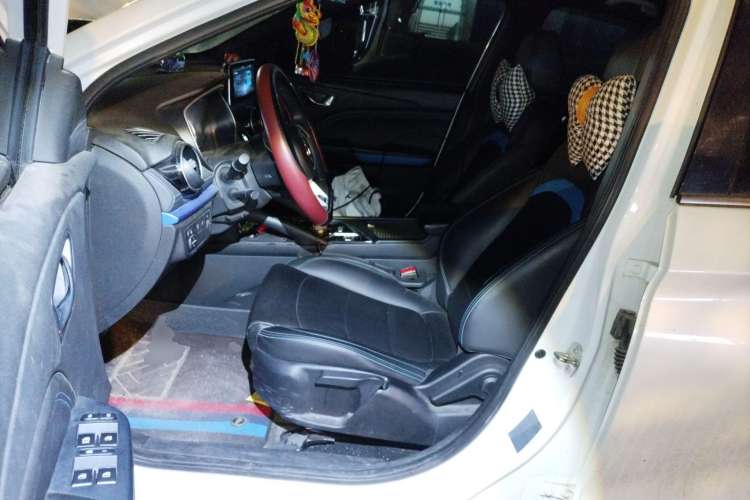 Used Dongfeng Fengon E3 2019 EVR Range-Extended Smart Enjoyment Model
