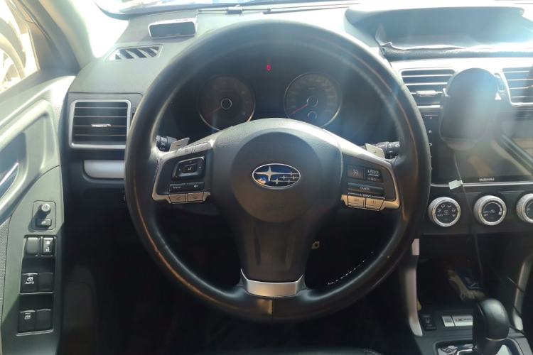 Used Subaru Forester 2015 2.0i Special Edition Commemorative Model
