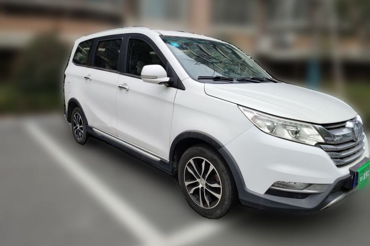 Used Foton Jiatu im8 2017 1.5L ZhiZun Model
