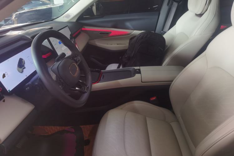 Used Lynk & Co 08 EM-P 2023 245km Ultra-Long Range Halo