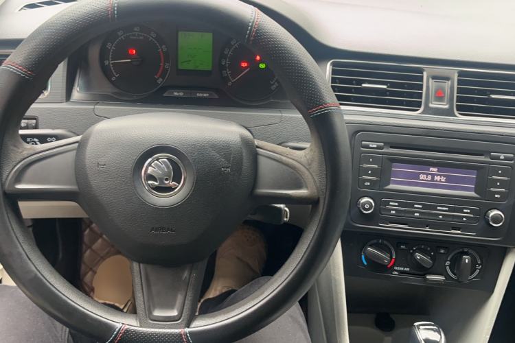 Used Skoda Rapid 2016 1.6L Automatic Chuanxing Edition
