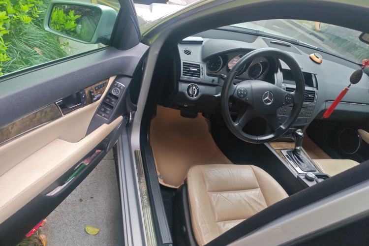 Used Mercedes-Benz C-Class 2010 C 200 CGI Fashion Model Driver Seat