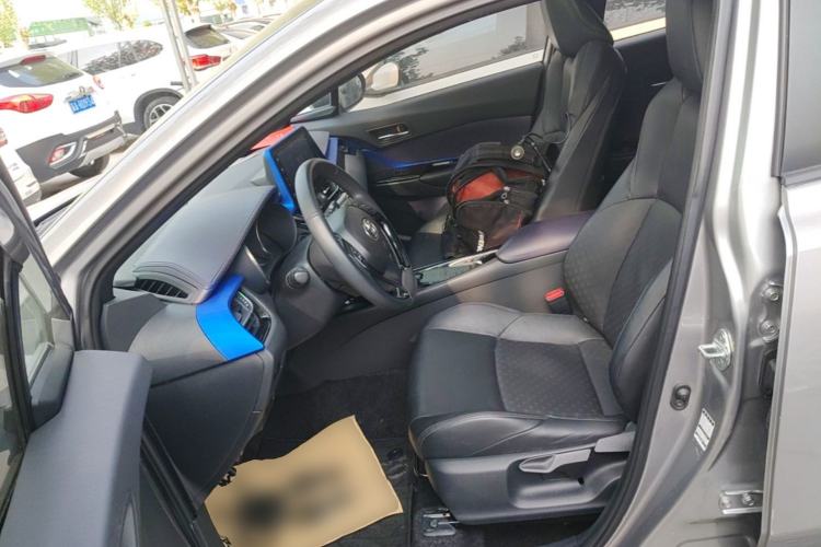 Used Toyota IZOA 2020 2.0L Yichi Version Left Front Seat