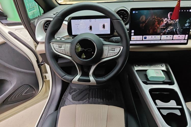 Used BYD Dolphin 2025 Smart Drive Version 420 km Freedom Edition Steering Wheel
