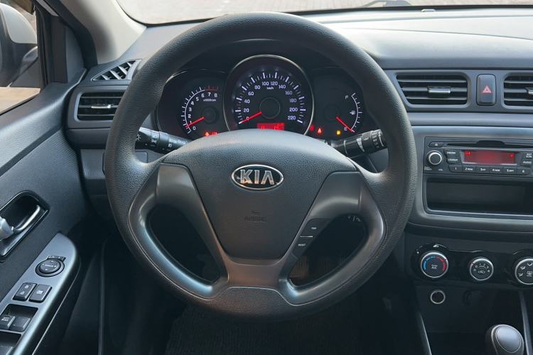 Used Kia K2 2015 Sedan 1.4L Automatic GLS