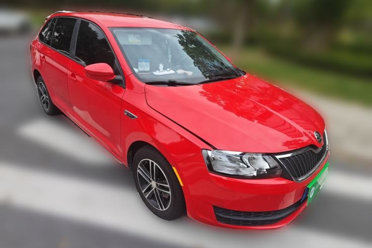 Used Skoda Rapid Spaceback 2016 Revised Version 1.4L Manual Front-Drive Edition