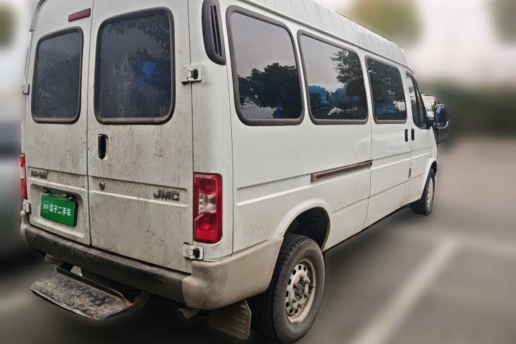 Used JMC Transit 2019 2.8T Commercial Version Long Wheelbase Mid-Roof 6-Seater Rear Single Tire China VI Emission Standard – JX493
