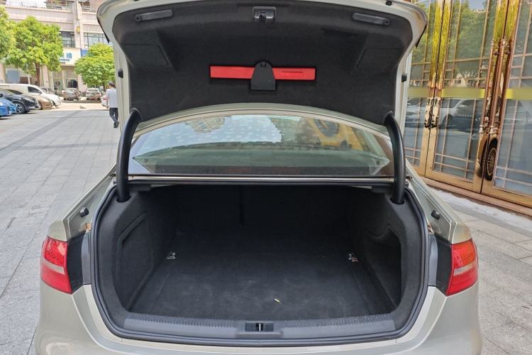 Used Audi A4L 2015 35 TFSI Automatic Comfort Model
