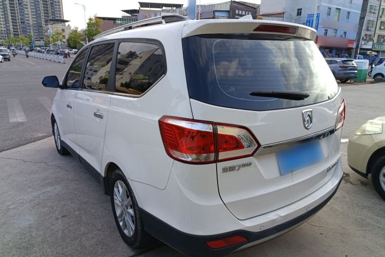Used Baojun 730 2014 1.5L Manual Luxury Navigation ESP Version 7 Seats
