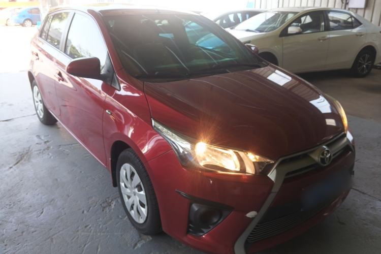 Used Toyota YARiS L Zhi Xuan 2015 1.5E Automatic Charm Edition

