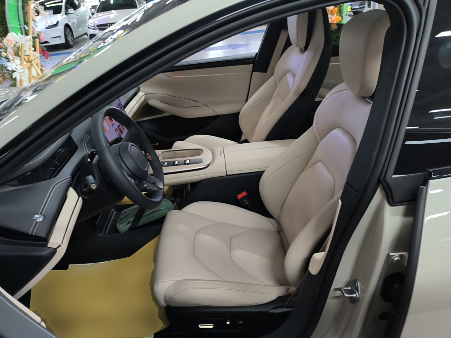 Xiaomi Auto SU7 2024 Rear-Drive Long-Range Intelligent Driving Version — снимка 19