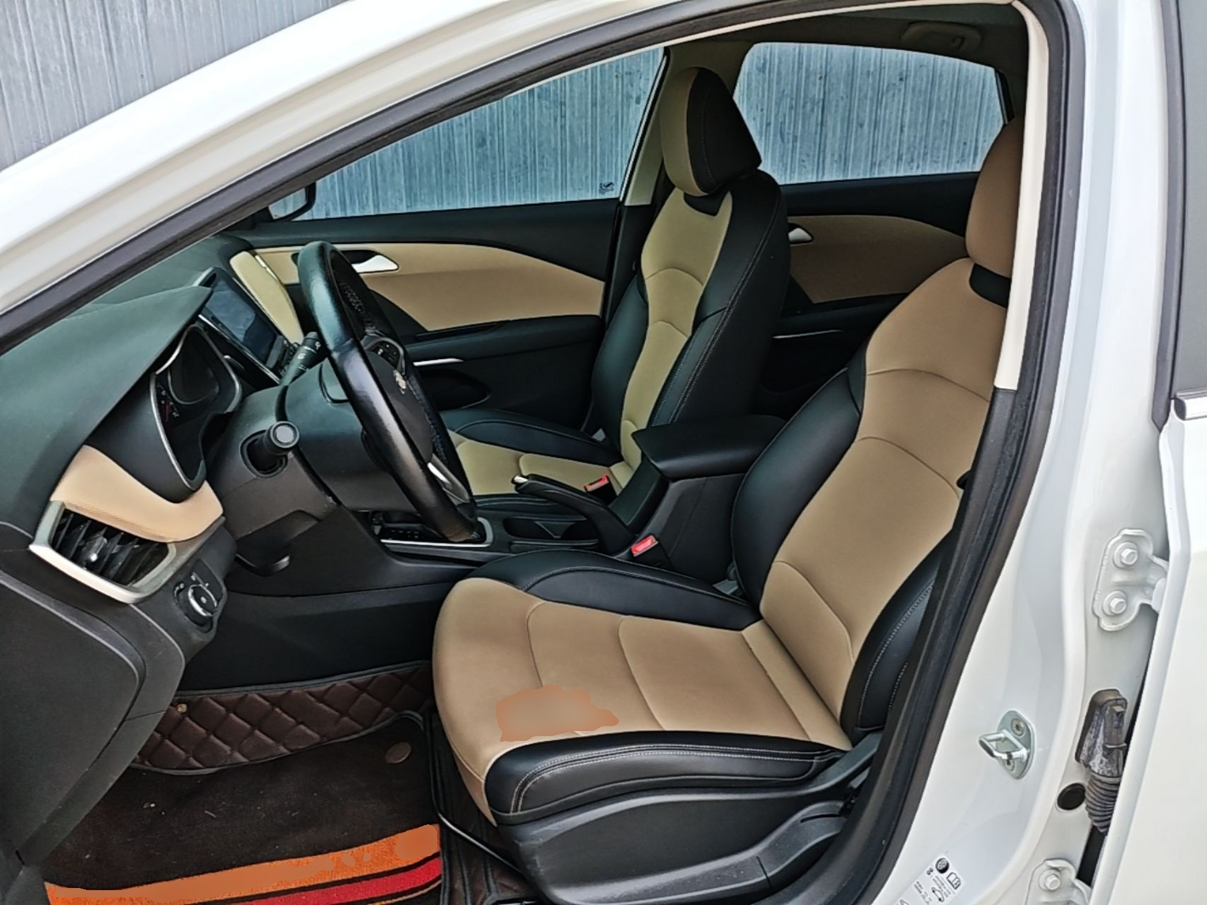 Interior delantero