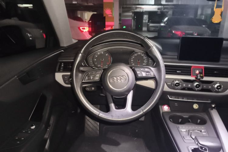 Used Audi A4L 2019 40 TFSI Ambition China VI