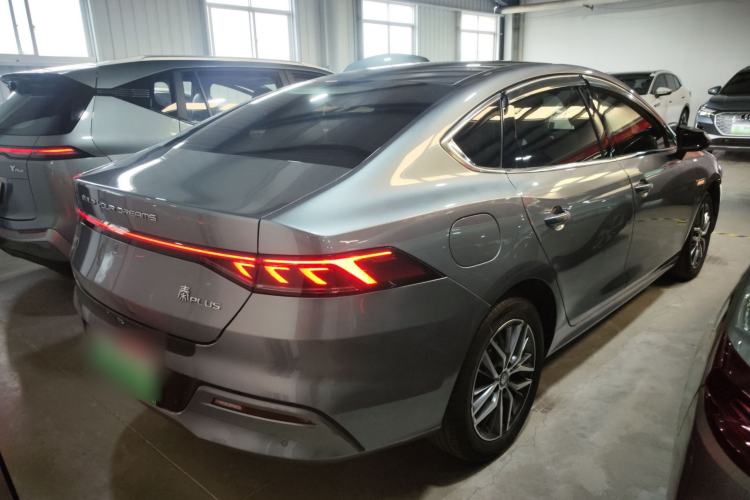 Used BYD Qin PLUS 2024 Honor Edition EV 510KM Leading Model
