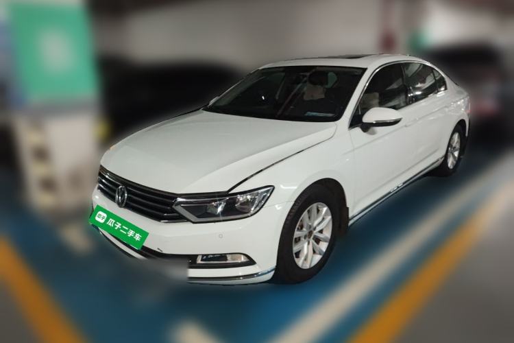 Used Volkswagen Magotan 2017 280TSI DSG Comfort Model