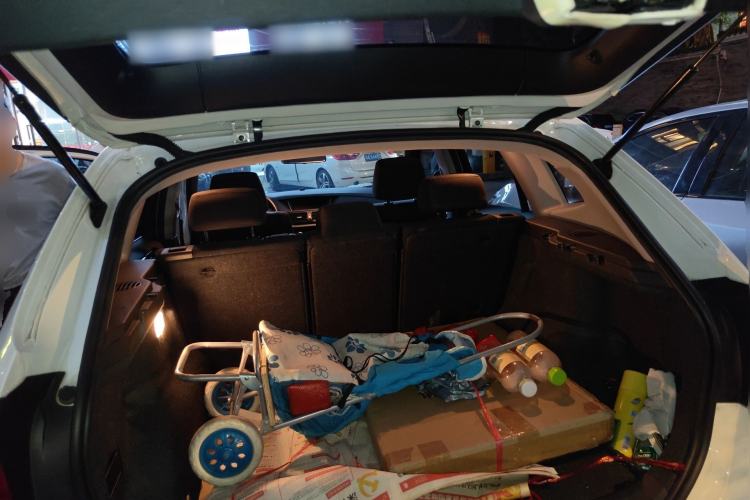 Used BMW X1 2013 sDrive18i Sport Design Package Trunk