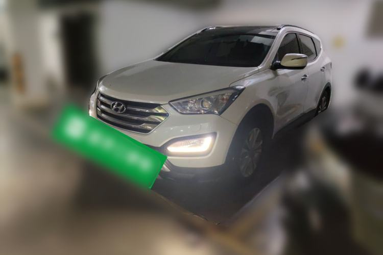 Used Hyundai Santa Fe 2015 2.0T Automatic 4x4 Top-Grade 7-Seater