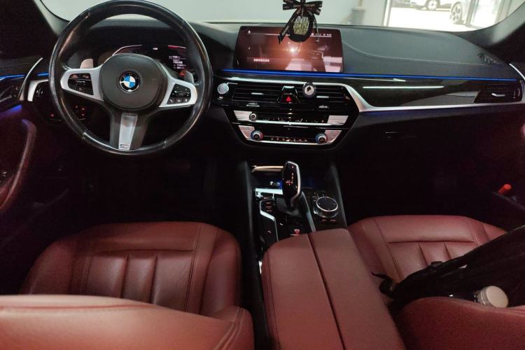 Used BMW 5 Series 2020 530Li Leading Model M Sport Package Center Console