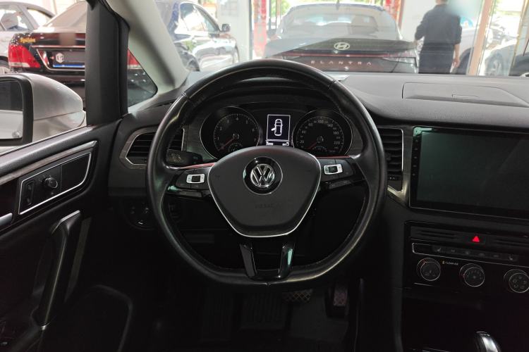 Used Volkswagen Golf Sportsvan 2016 230TSI Automatic Luxury Version Steering Wheel
