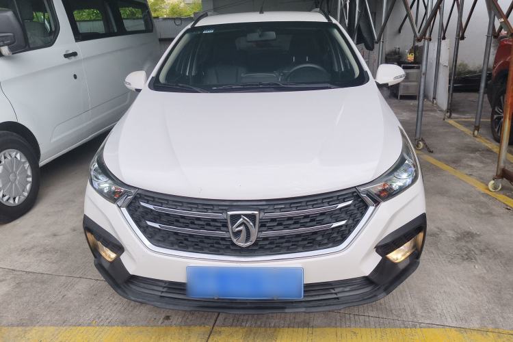 Used Baojun 310W 2018 1.5L Automatic Fashion Version China V Emission Standard