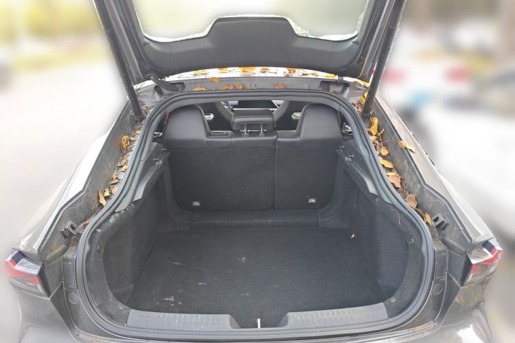 Used Changan UNI-V 2023 1.5T Prestige Model