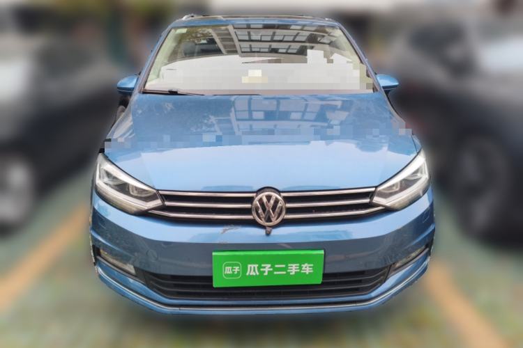 Used Volkswagen Touran 2016 Volkswagen Touran L 280TSI DSG Luxury Edition Front