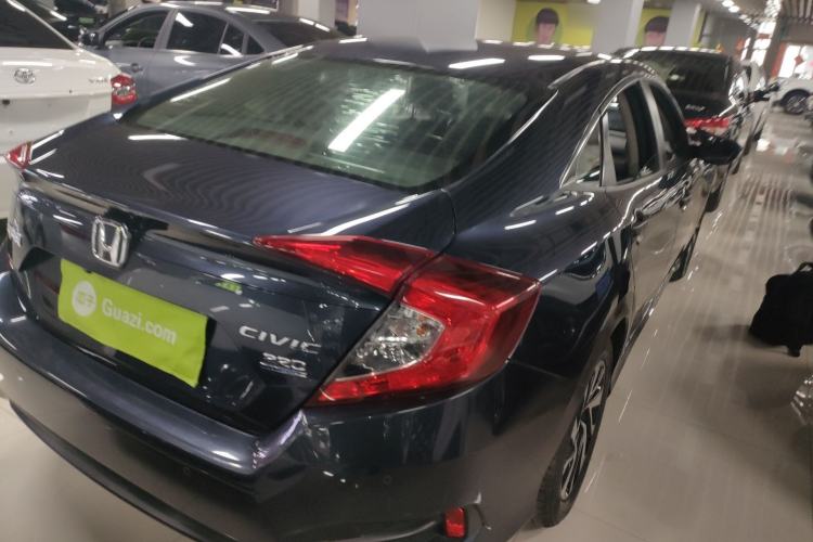 Used Honda Civic 2016 220TURBO CVT Luxury Edition