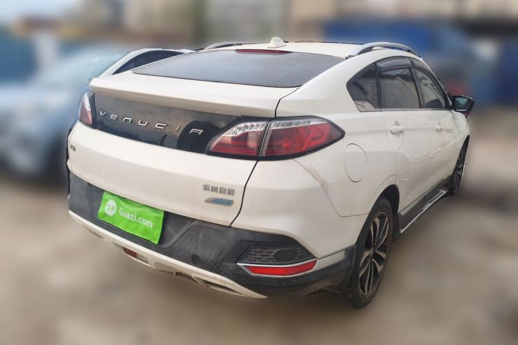 Used Venucia T90 2017 2.0L CVT Smart Edition Rear Right 45 Deg