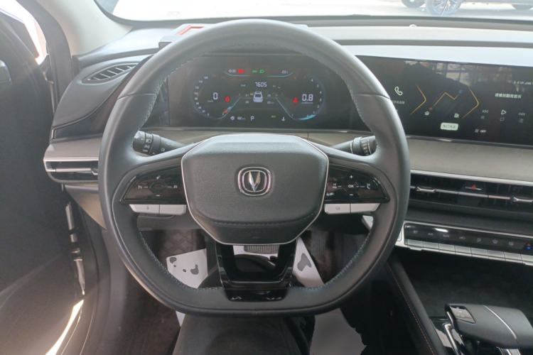 Used CHANGAN Eado 2024 PLUS Blue Whale NE 1.4T GDI DCT High-Energy Edition