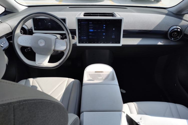 Used ARCFOX Kaola 2023 Parent-Child Edition Center Console