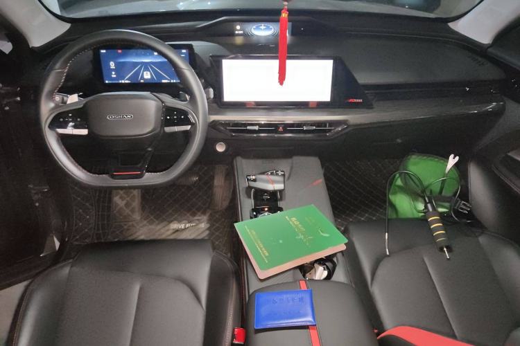 Used CHANGAN OSHAN Z6 2022 Blue Whale 1.5T DCT Smart Navigation Model
