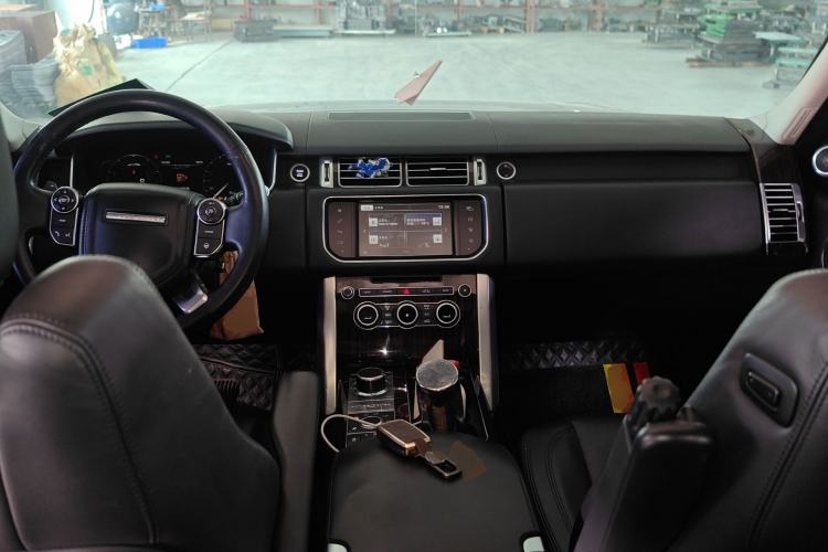 Used Land Rover Range 2016 3.0 SC V6 Vogue Extended Version
