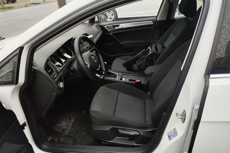 Used Volkswagen Golf 2020 200TSI DSG Comfortable and Ambitious Edition
