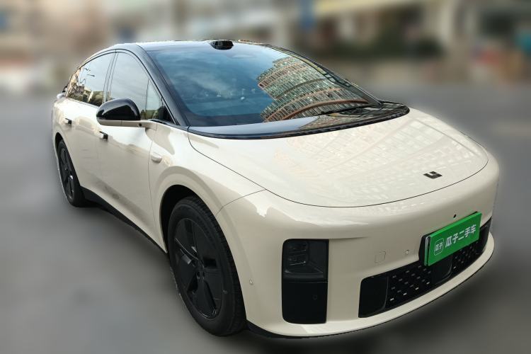 Used Li Auto i6 2025 Model Two-Wheel-Drive Standard Type
